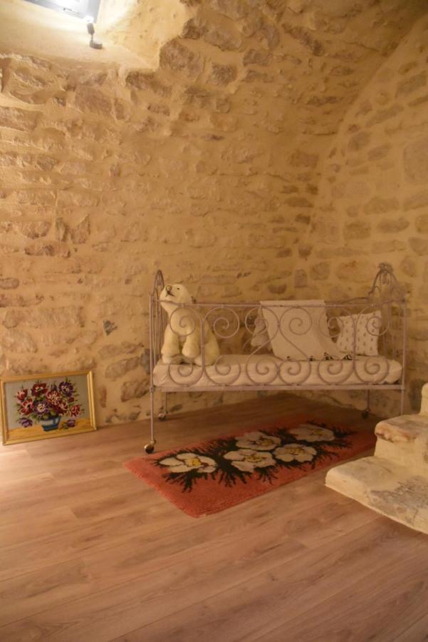 Le Refuge De La Sallee Gençay Exterior foto